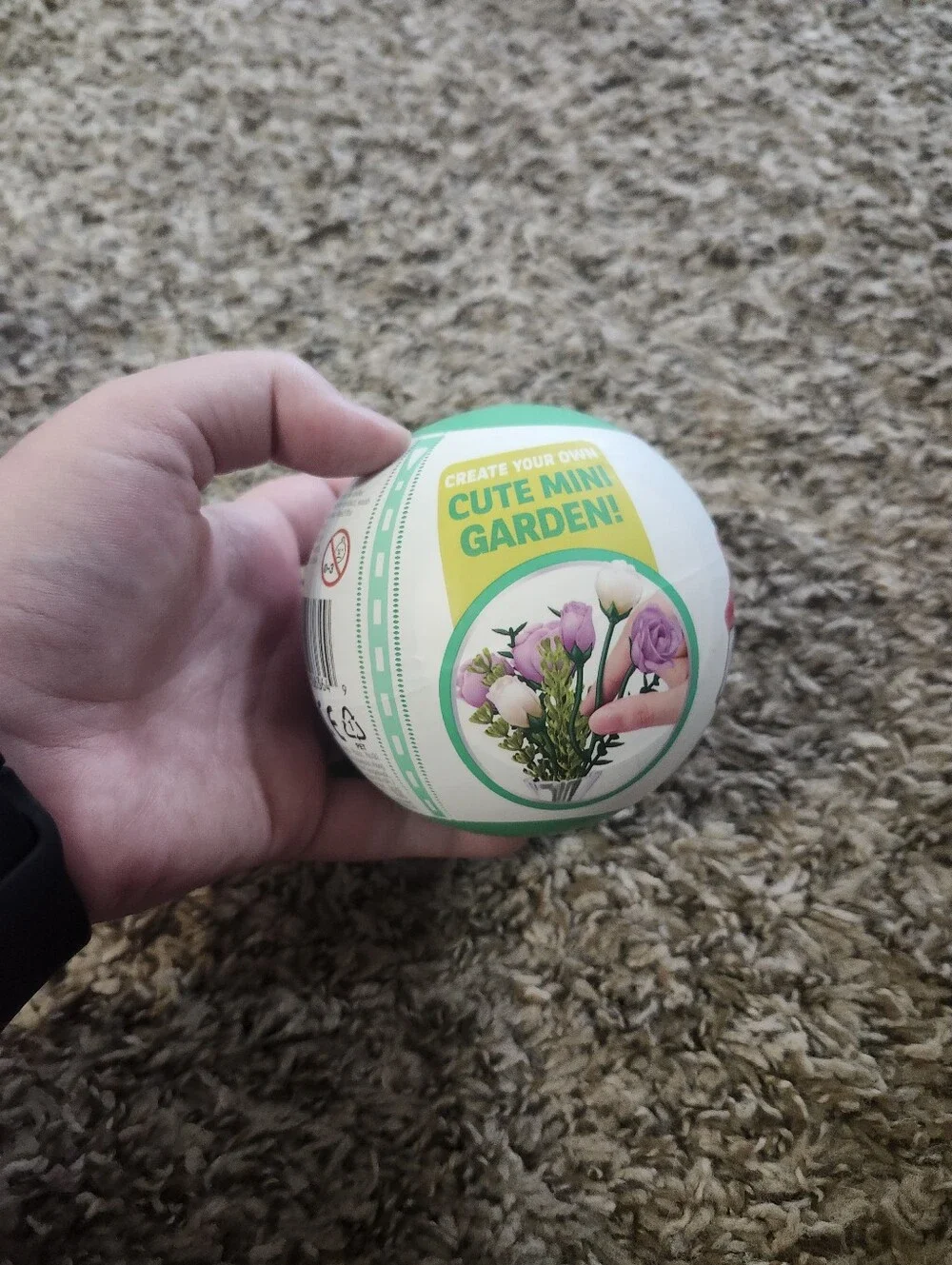 ZURU Mini Brands Create Garden Collectible Toy Ball - White & Green